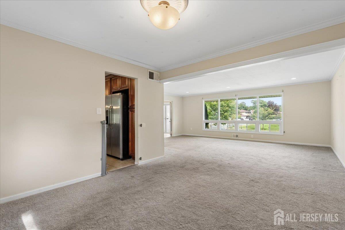 56 gramercy Drive, Piscataway, NJ, 08854 image 9