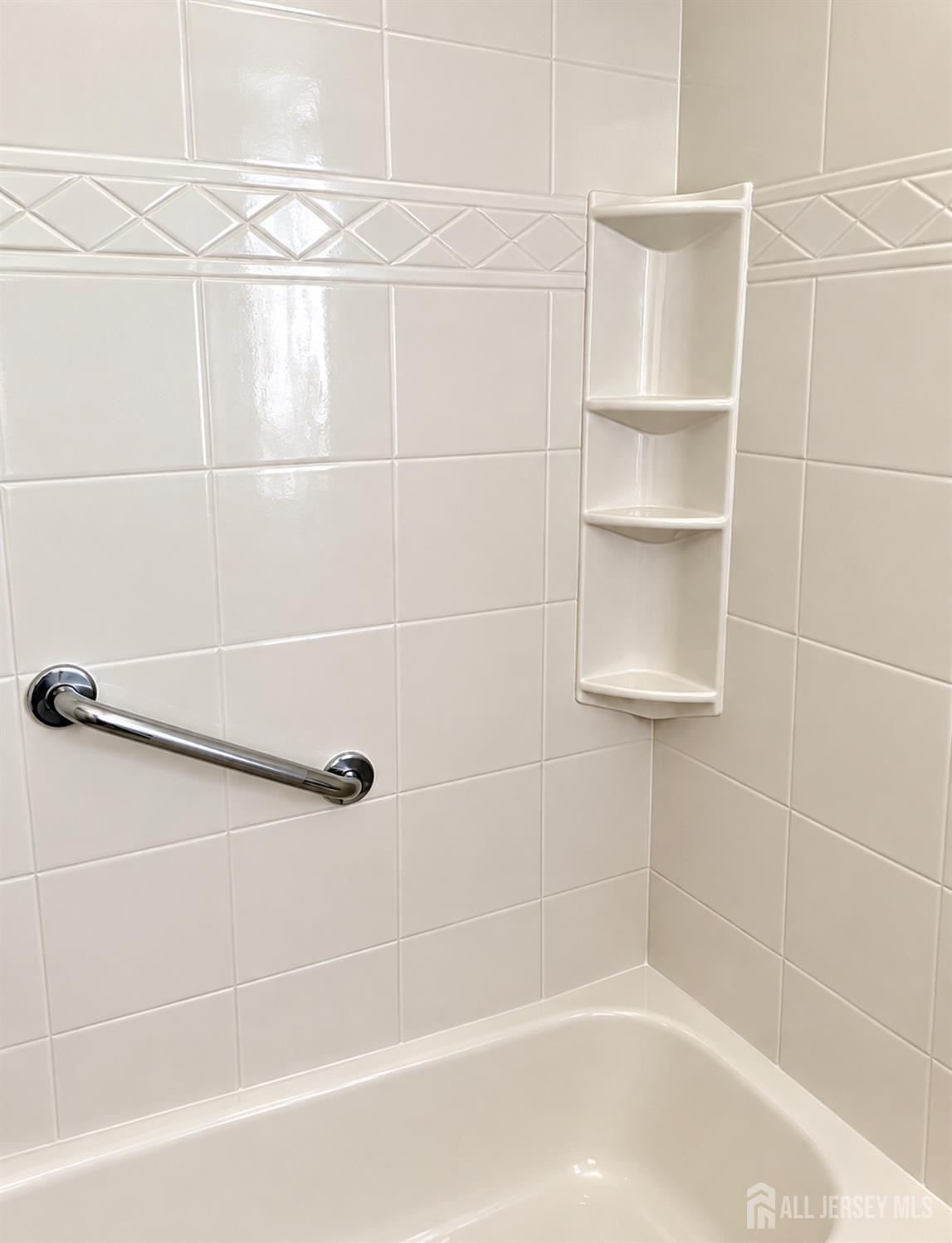 1085 Andrews Drive, Perth Amboy, NJ, 08861 image 7