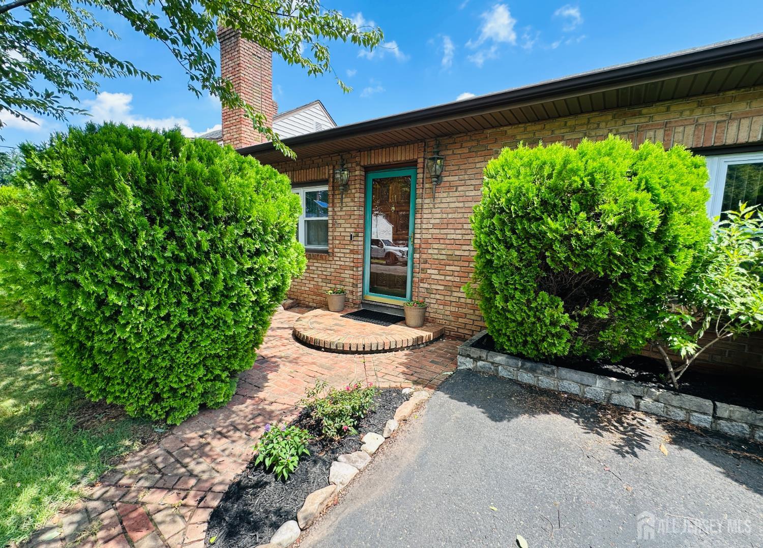 11 Demarest Place Image 2