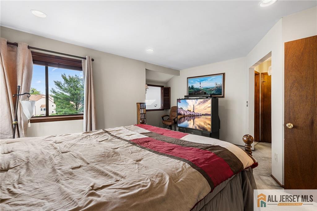 84 Diamond Lane, Old Bridge, NJ, 08857 image 31
