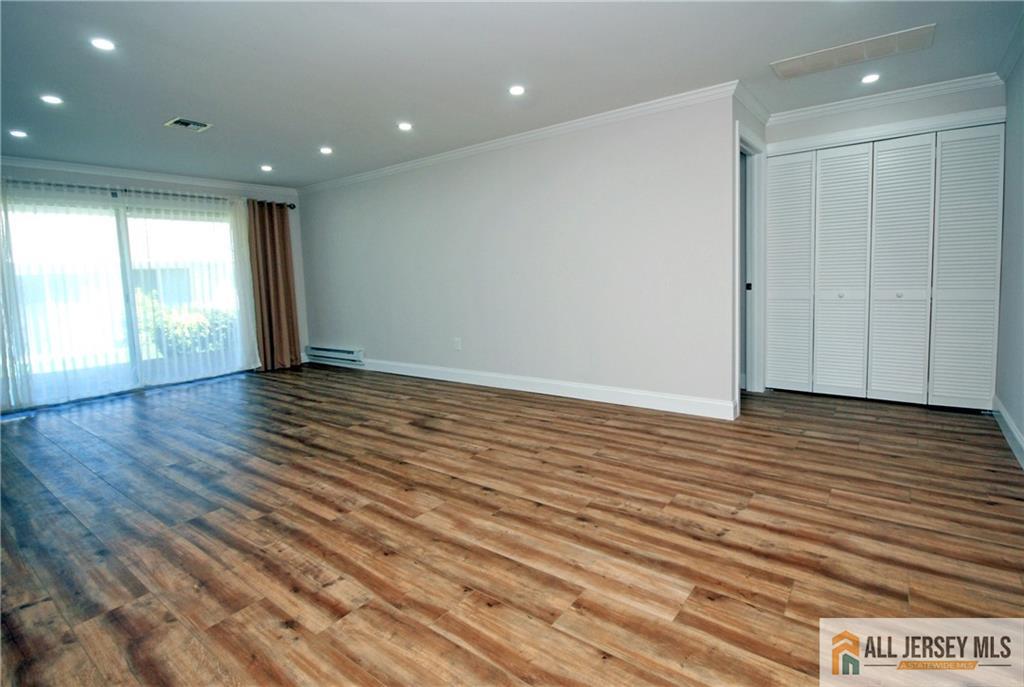 187 Newport Road A, Monroe, NJ, 08831 image 18