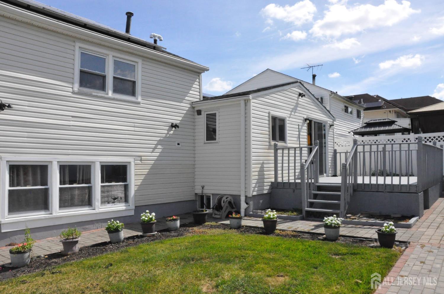 9 FLORENCE Drive, Parlin, NJ, 08859 image 14
