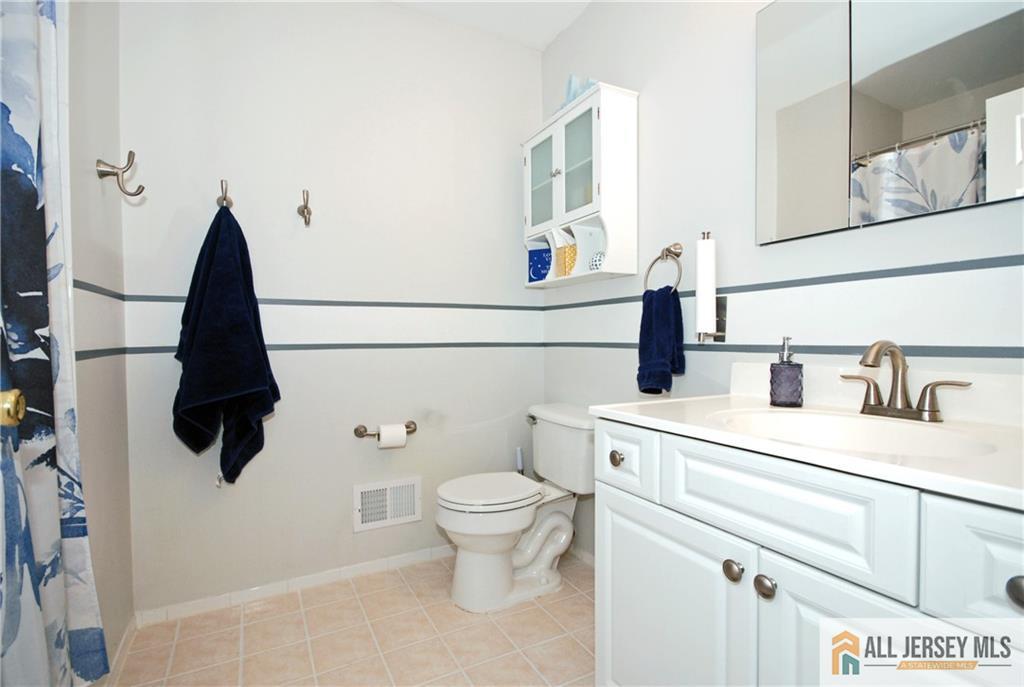 23 10th Street, Monroe, NJ, 08831 image 33