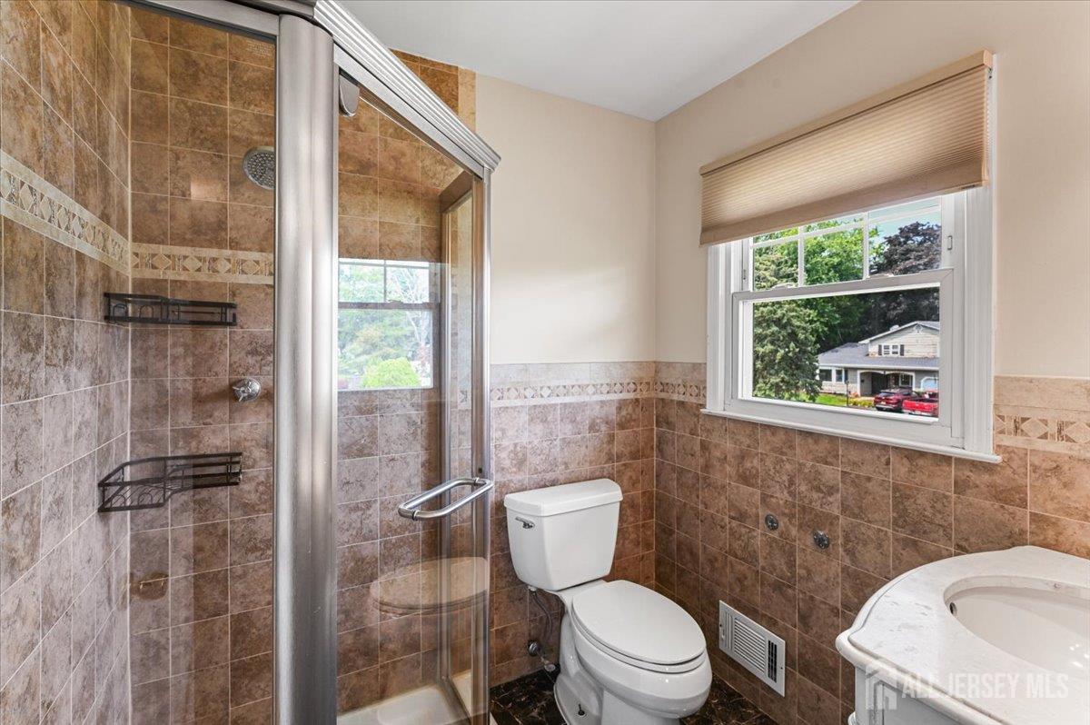 8 dusko Drive, Sayreville, NJ, 08859 image 27