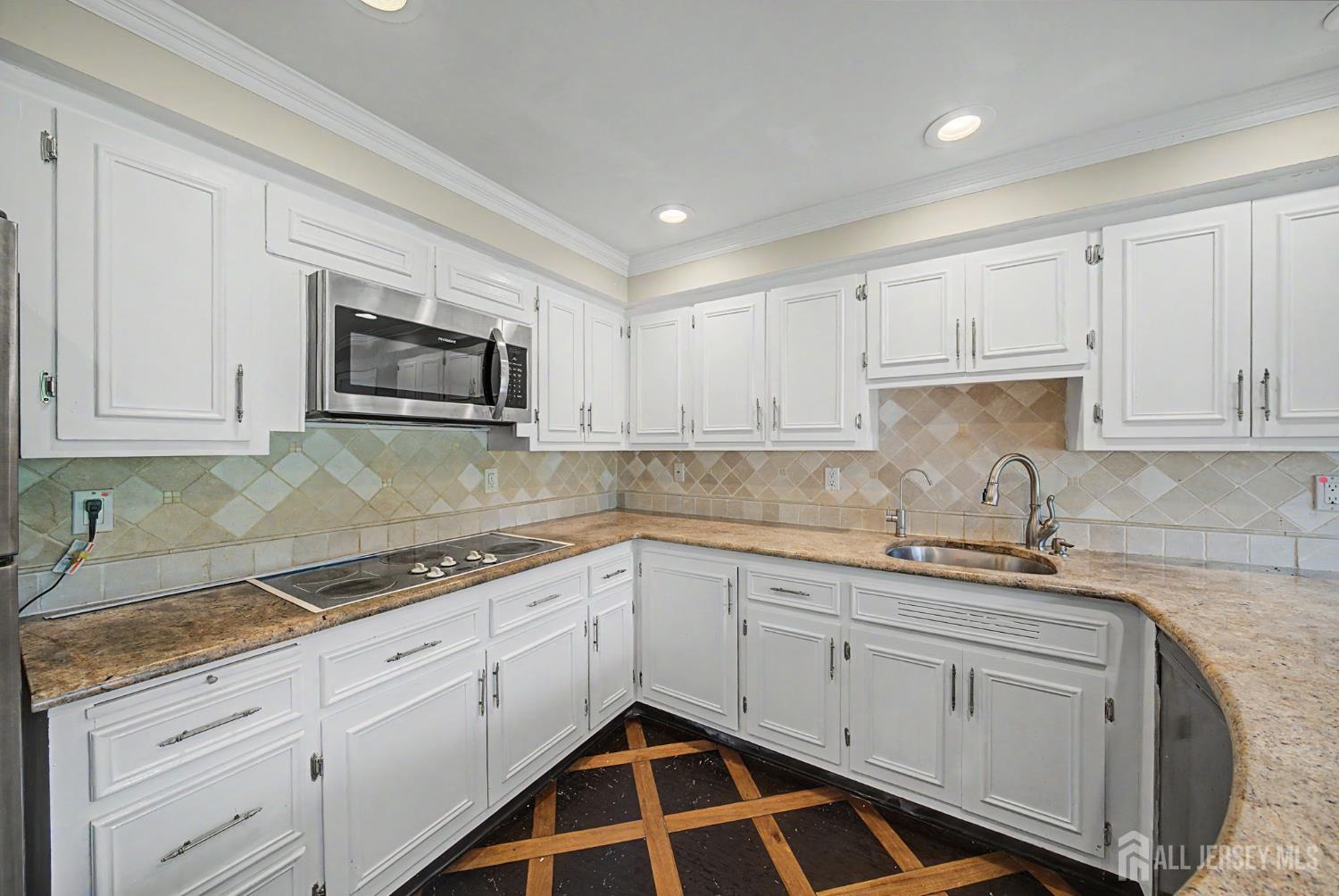 396 New Dover Road, Colonia, NJ, 07067 image 14