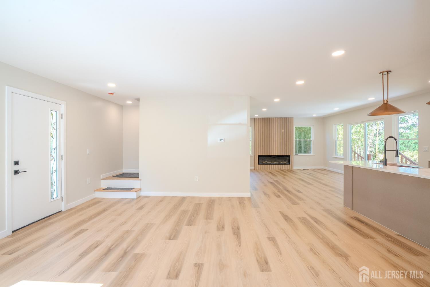 290 Fresh Ponds Road, South Brunswick, NJ, 08852 image 18