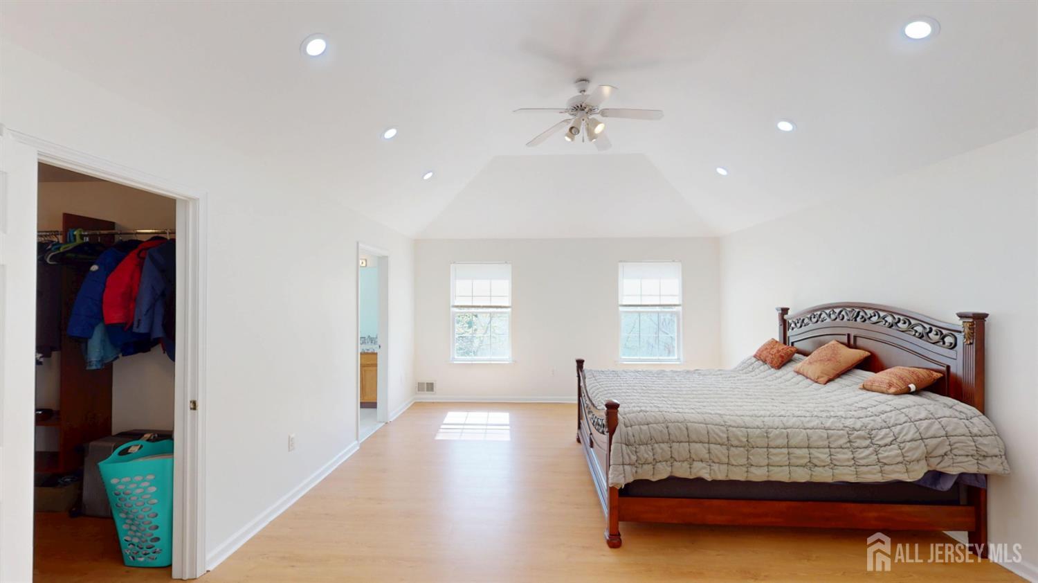 47 Avenue G Avenue, Monroe, NJ, 08831 image 32