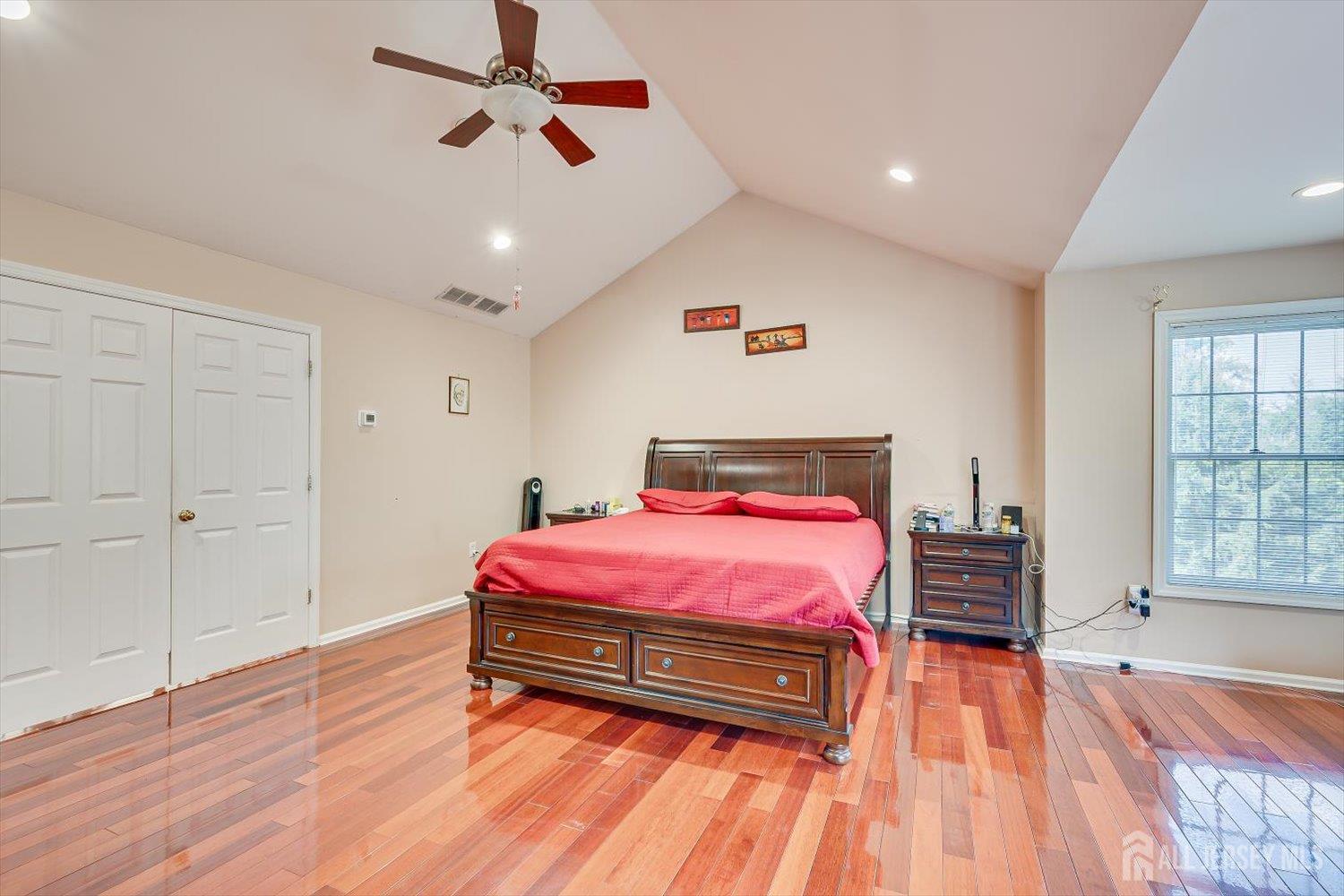 8 McBride Way, Bridgewater, NJ, 08807 image 31