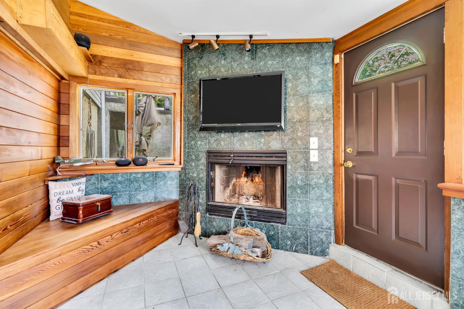 35 Richard Terrace, Middletown, NJ, 07748 image 31