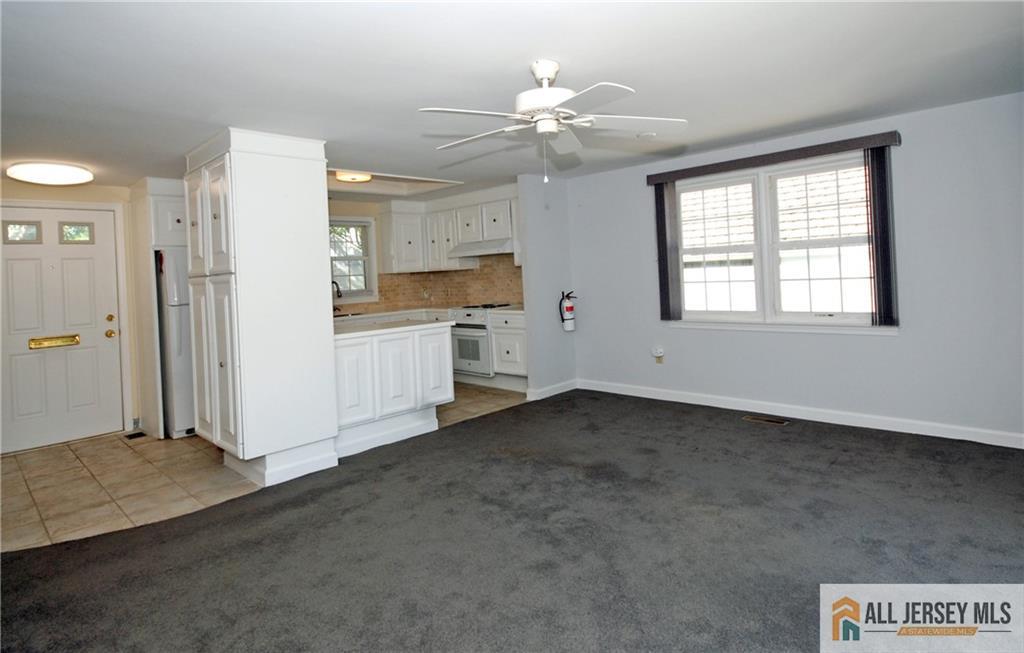 64 Amherst Lane A Image 3