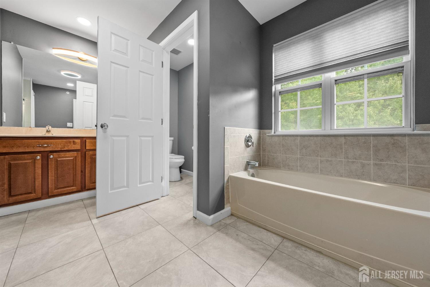 1108 Morning Glory Drive, Monroe, NJ, 08831 image 19