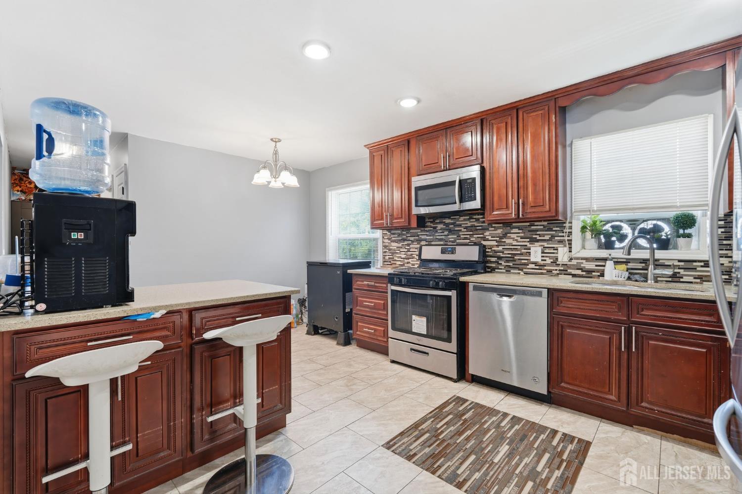 1738 W 3rd Street Image 5