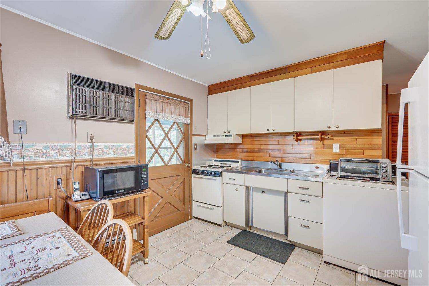 1041 Richard Boulevard, Rahway, NJ, 07065 image 9