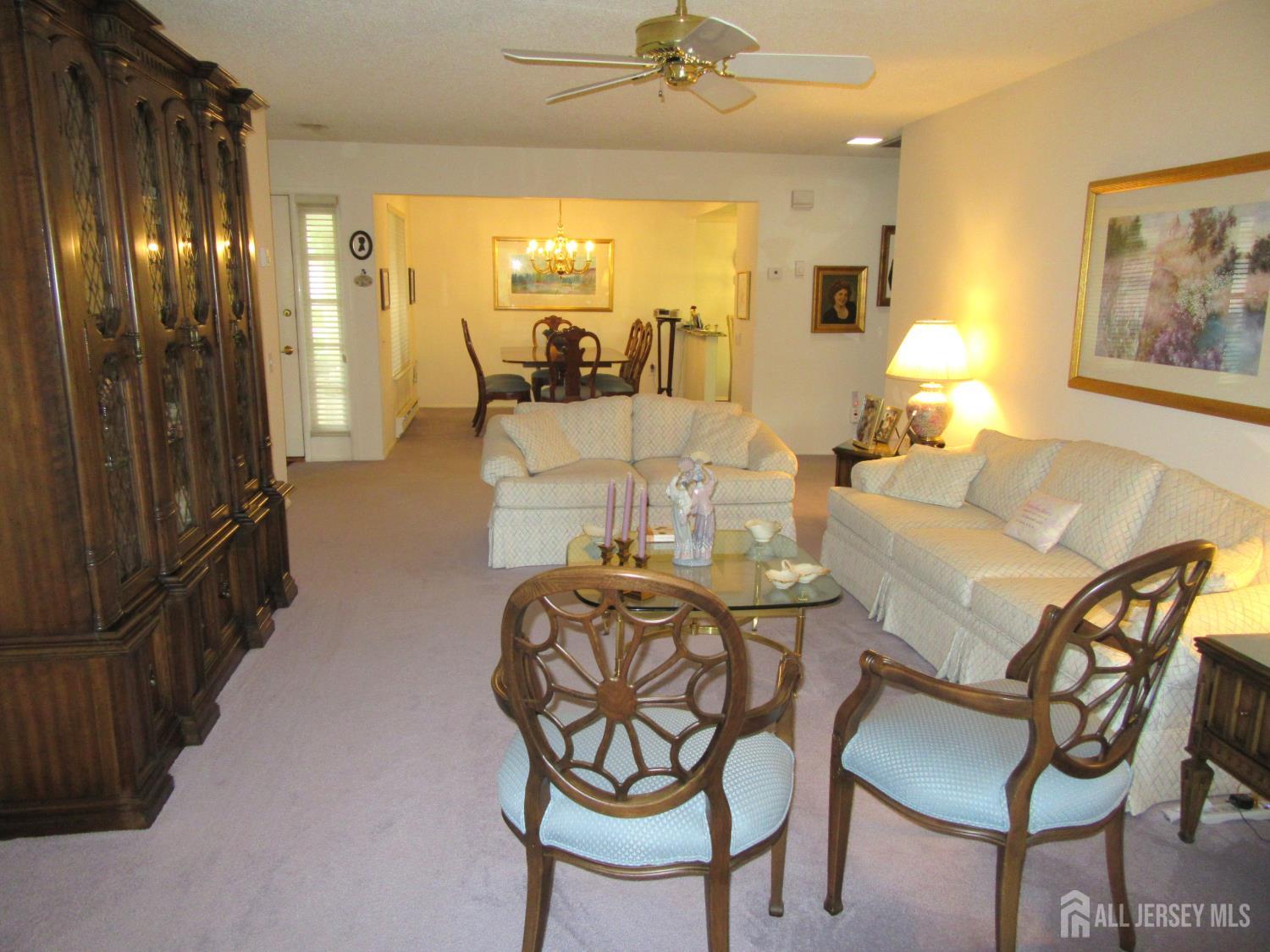 410 Genista Plaza B Image 5