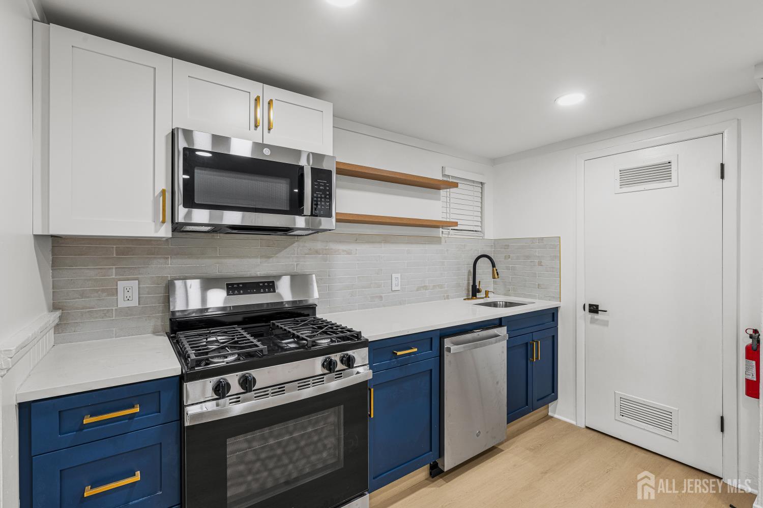 309 S 2nd Avenue, Highland Park, NJ, 08904 image 41