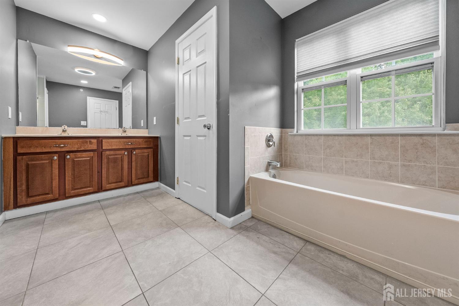 1108 Morning Glory Drive, Monroe, NJ, 08831 image 18