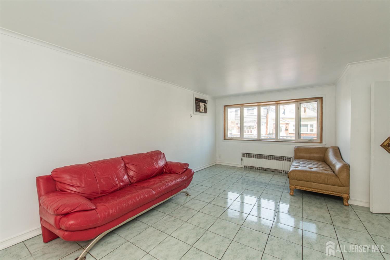136 W 56th Street Image 4