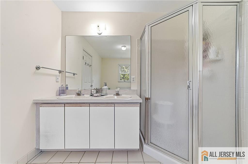 1 Launcelot Lane, Monroe, NJ, 08831 image 22