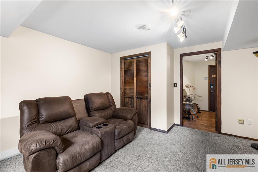84 Diamond Lane, Old Bridge, NJ, 08857 image 35