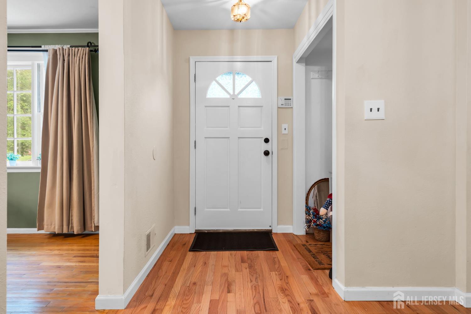 1 Macintosh Court, East Brunswick, NJ, 08816 image 14