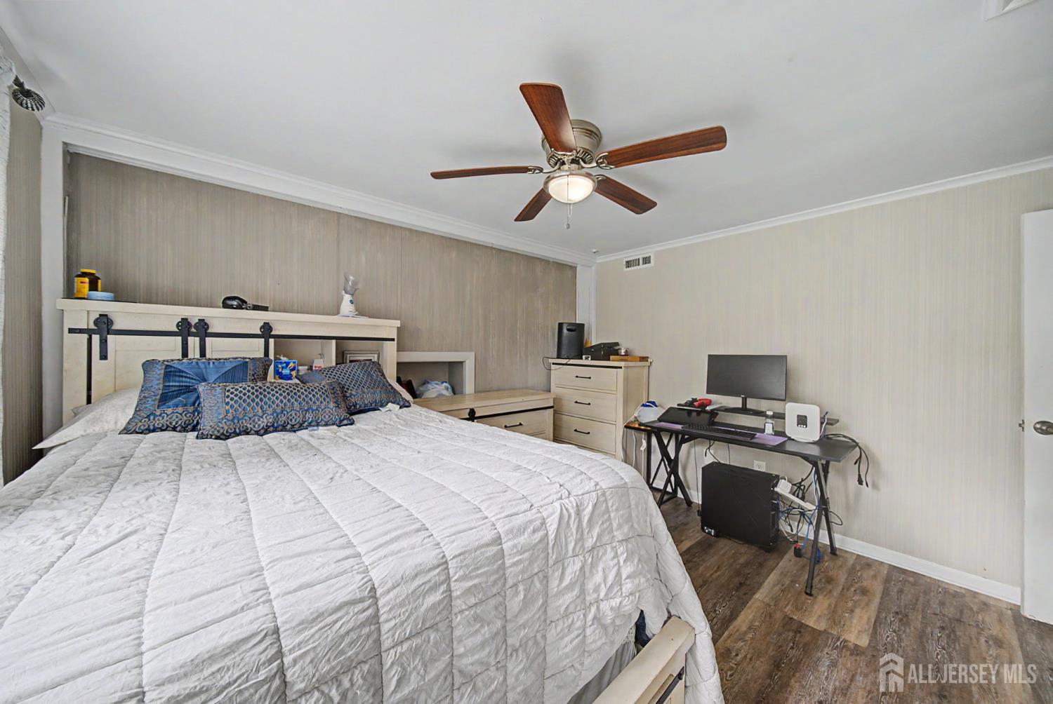 396 New Dover Road, Colonia, NJ, 07067 image 36