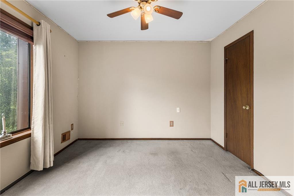 84 Diamond Lane, Old Bridge, NJ, 08857 image 27