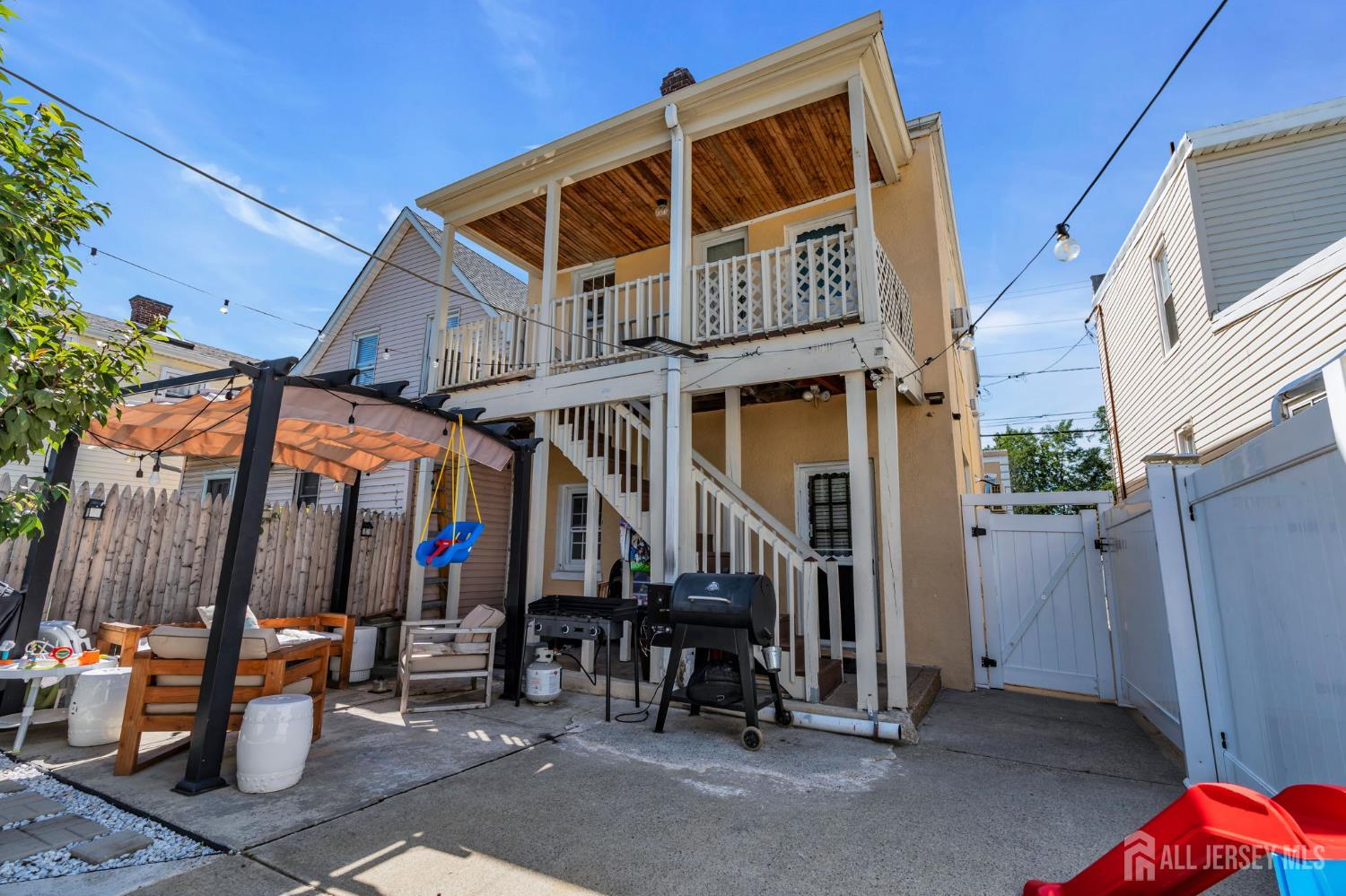 282 Alpine Street, Perth Amboy, NJ, 08861 image 42