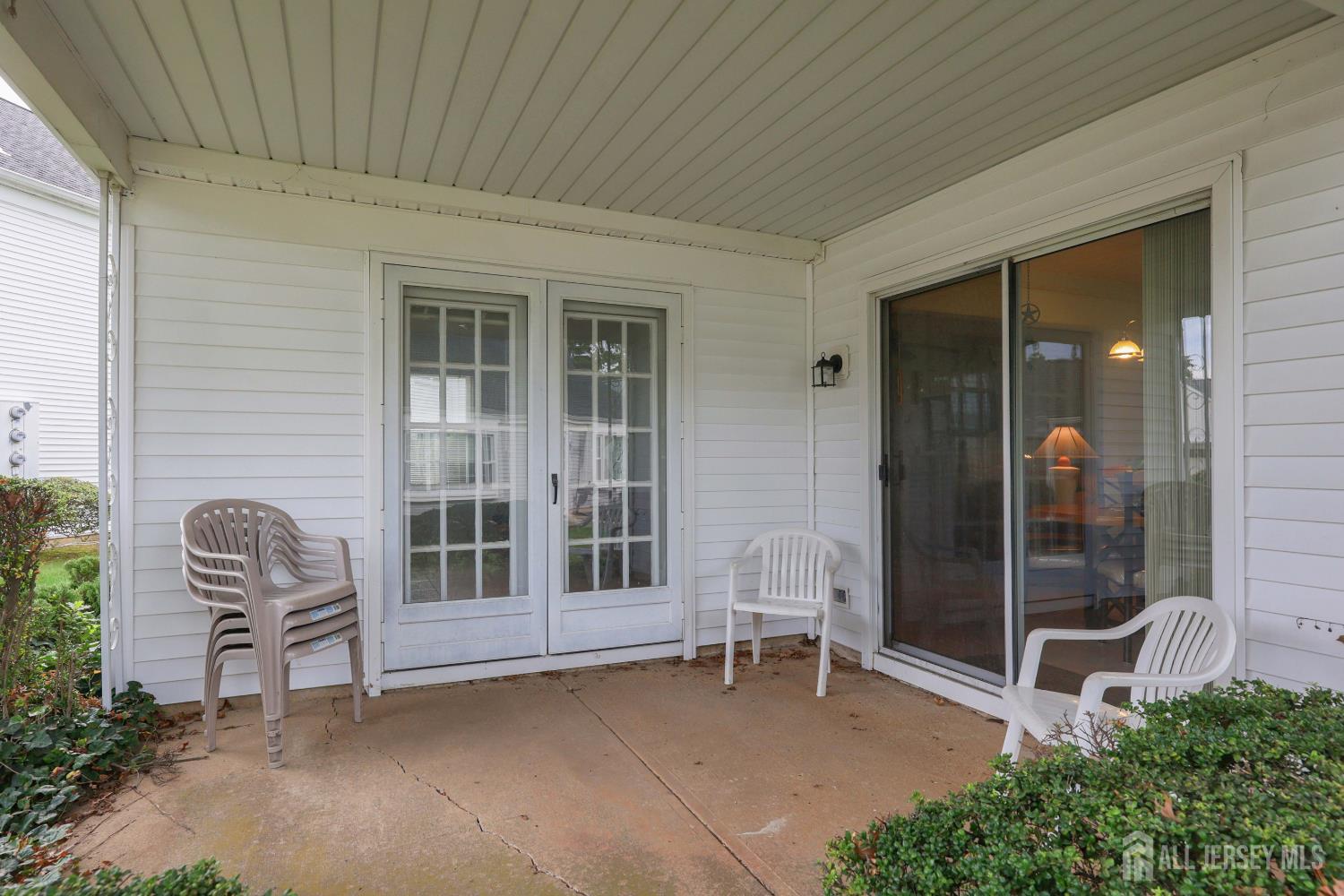 487 Somerset Lane 487A Image 2