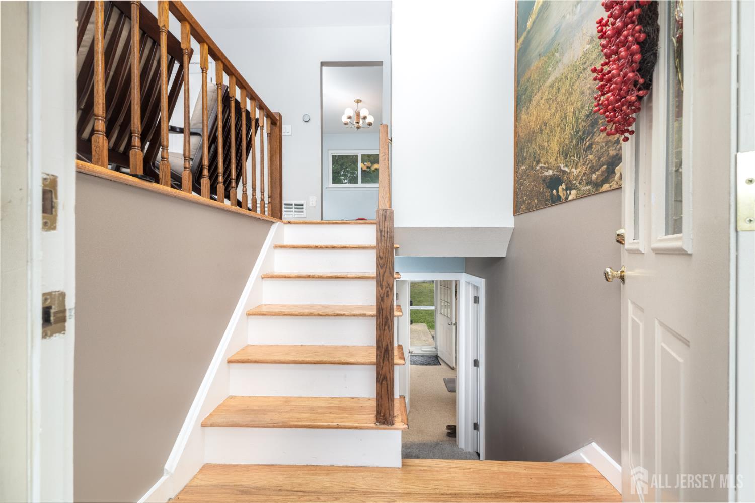 389 Durham Avenue Image 3