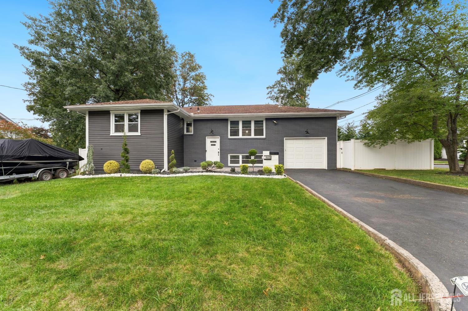860 Coolidge Avenue, Woodbridge Proper, NJ, 07095