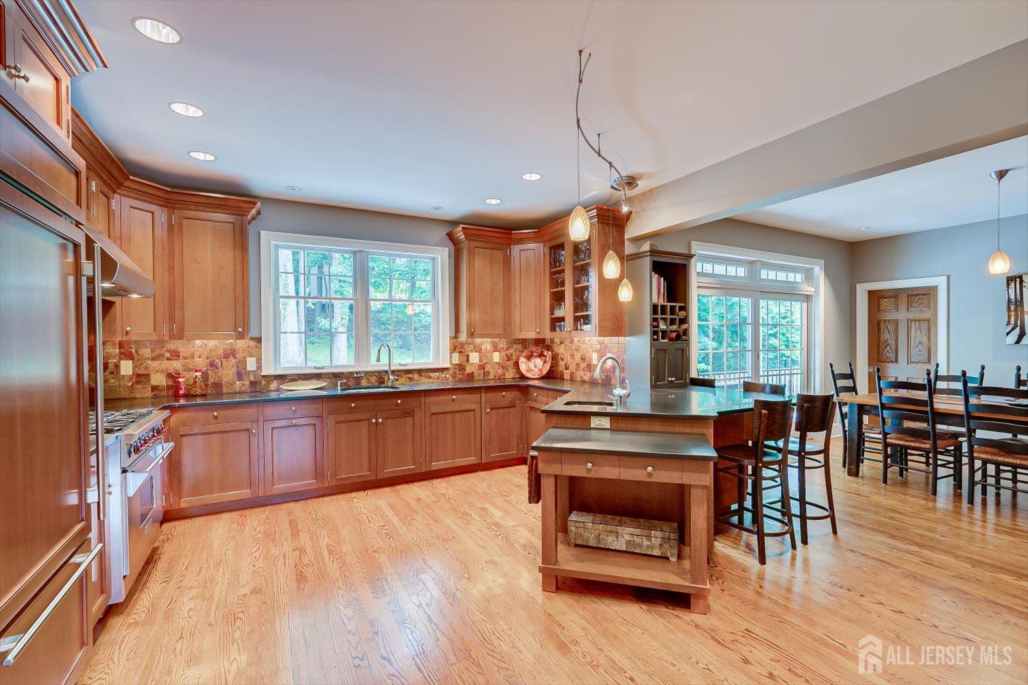 4 Edgewood Road, Edison, NJ, 08820 image 18