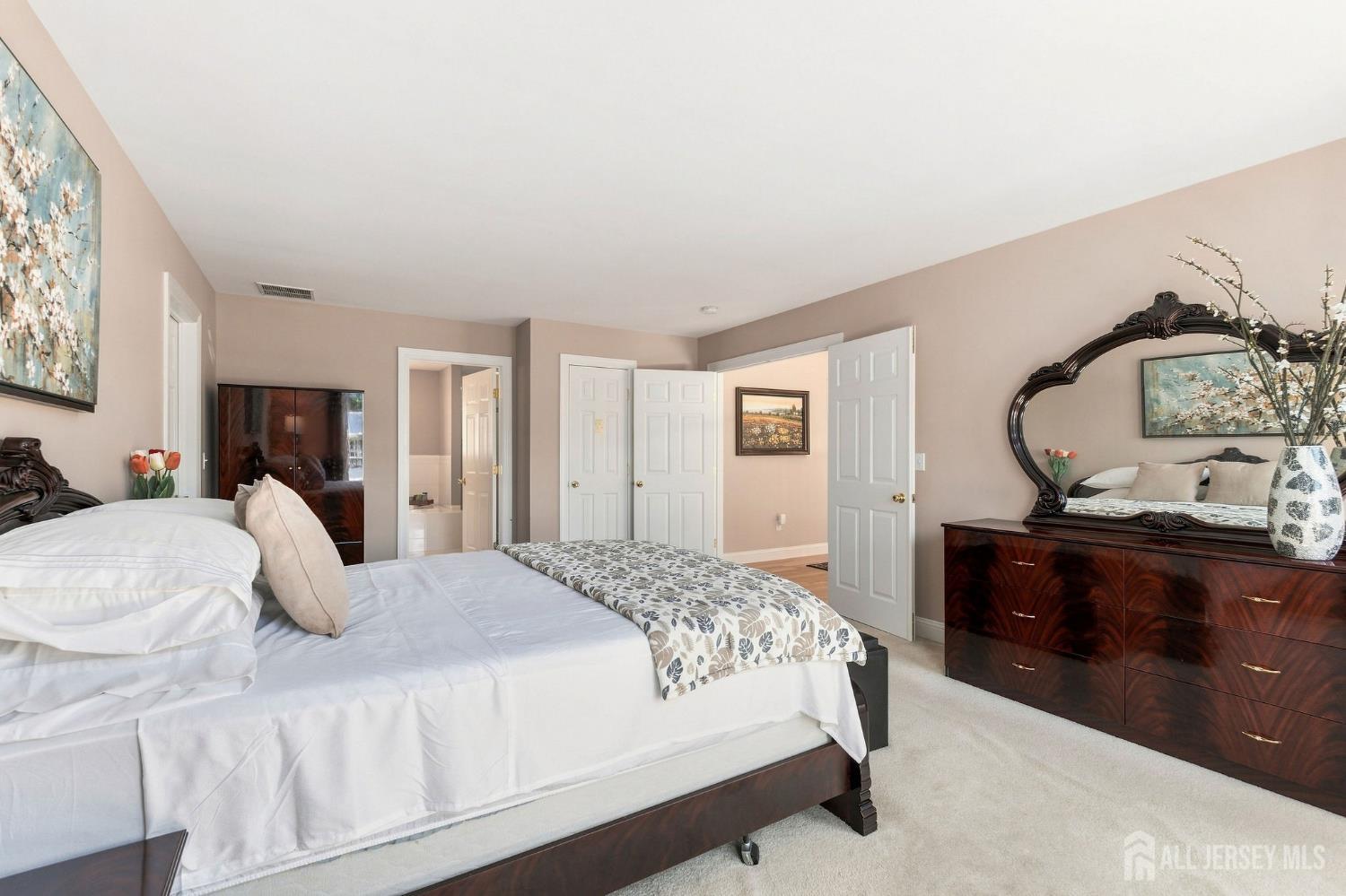 101 Churchill Avenue, Franklin Twsp, NJ, 08873 image 27