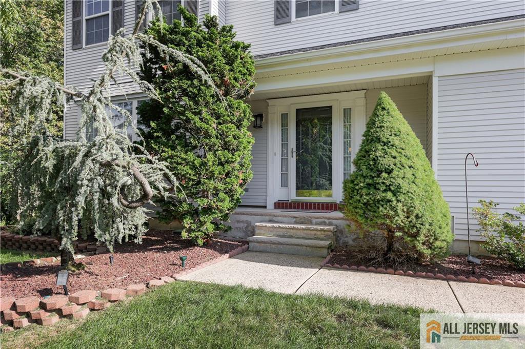 24 Hyde Park Drive Image 2