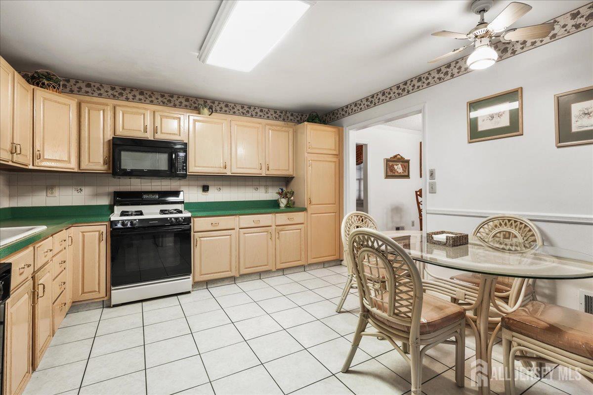 190 Tanager Drive, Monroe, NJ, 08831 image 8