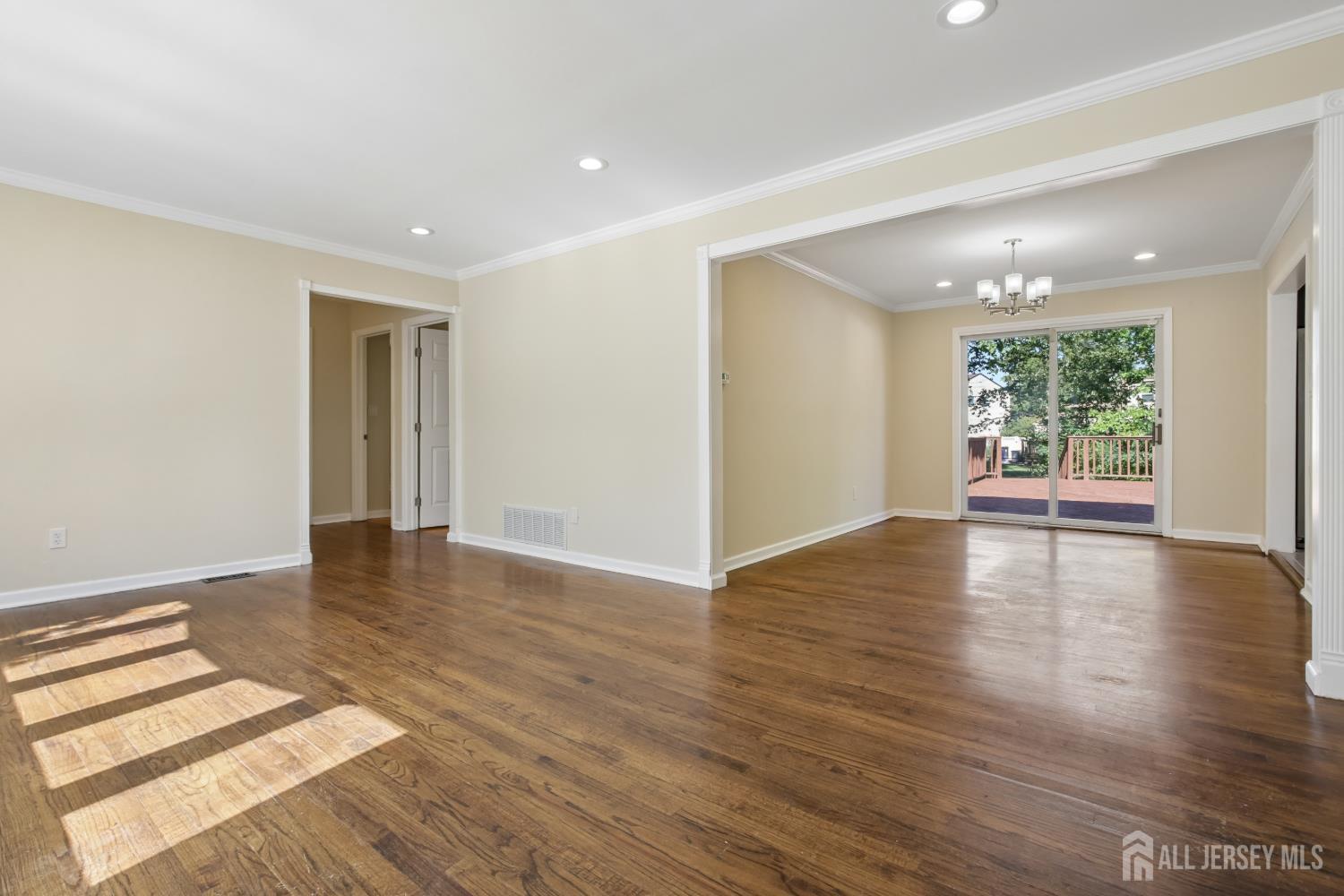 113-113 Stony Road Image 4