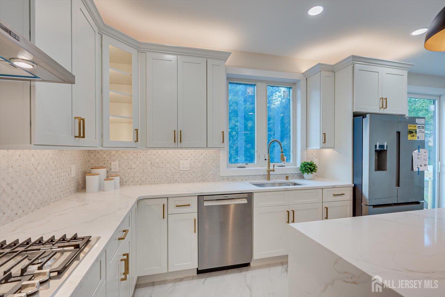 54 Nevsky Street, Edison, NJ, 08820 image 21