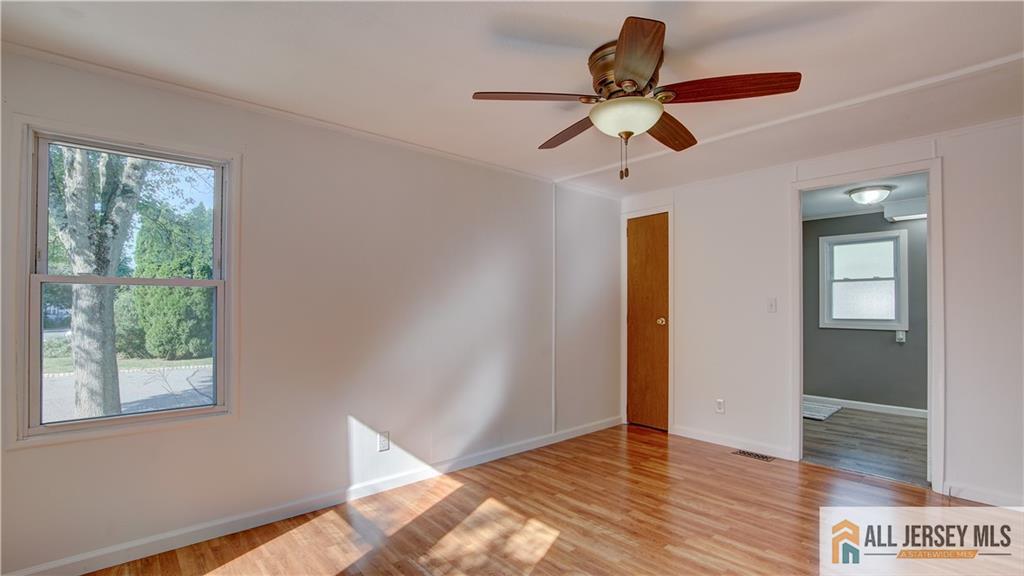 303 Woods End Court, Spotswood, NJ, 08884 image 24