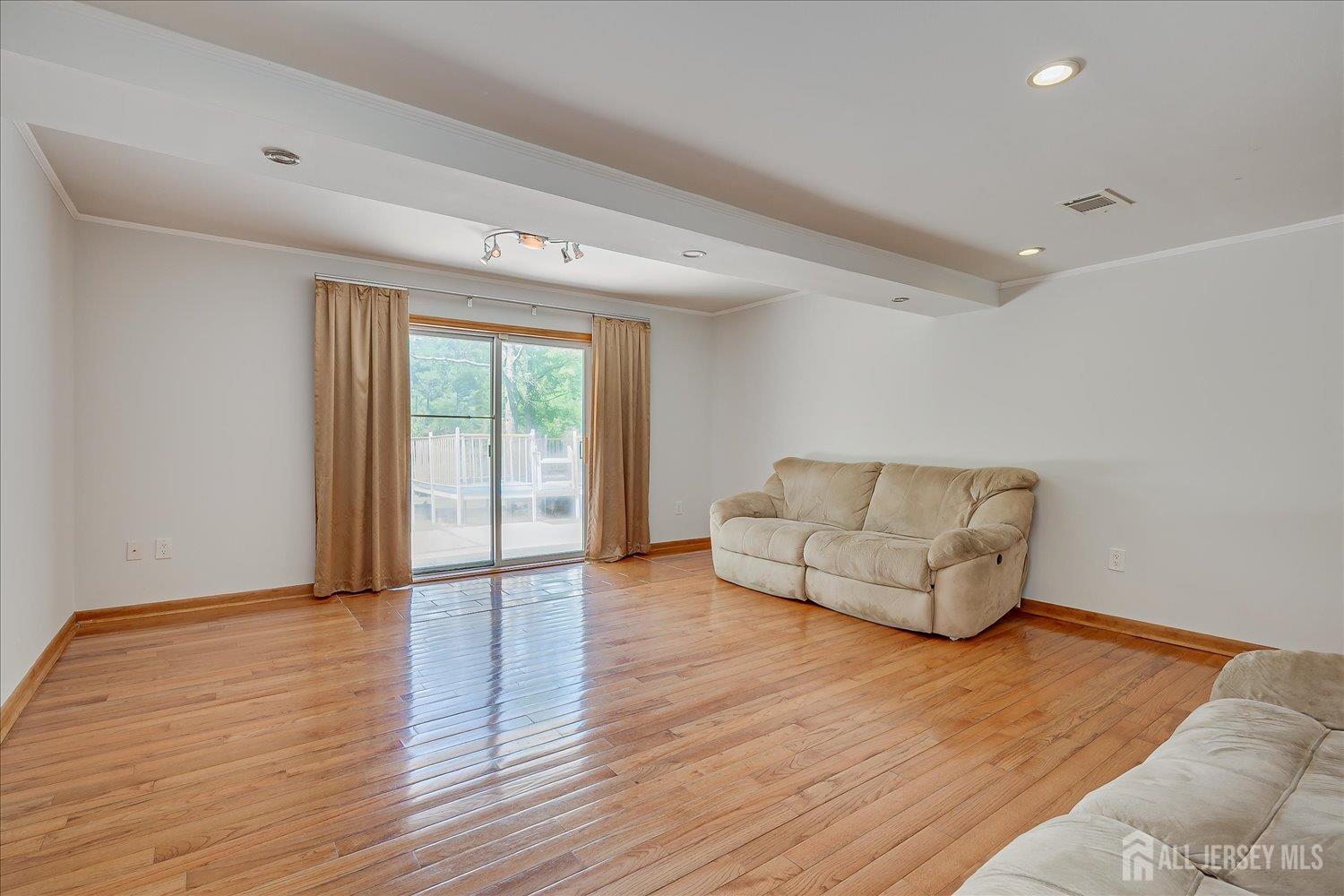 221 N Hill Road, Colonia, NJ, 07067 image 24