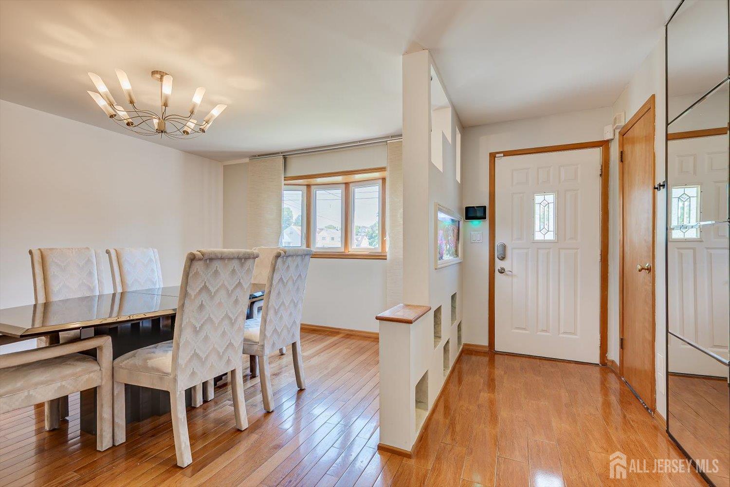221 N Hill Road Image 4