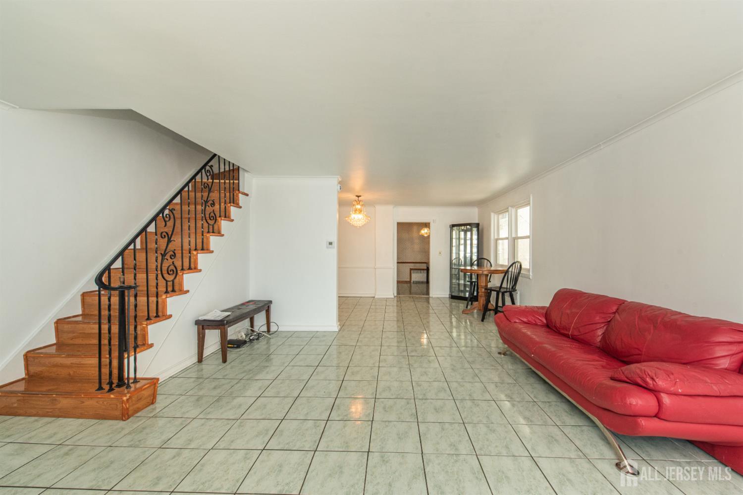 136 W 56th Street Image 3