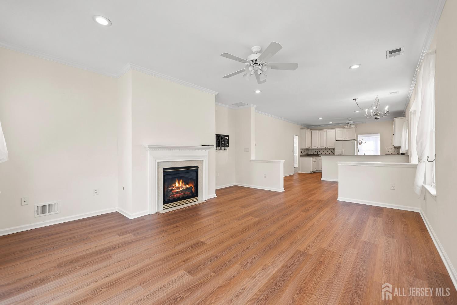 99 Minuteman Circle, Upper Freehold, NJ, 08501 image 22