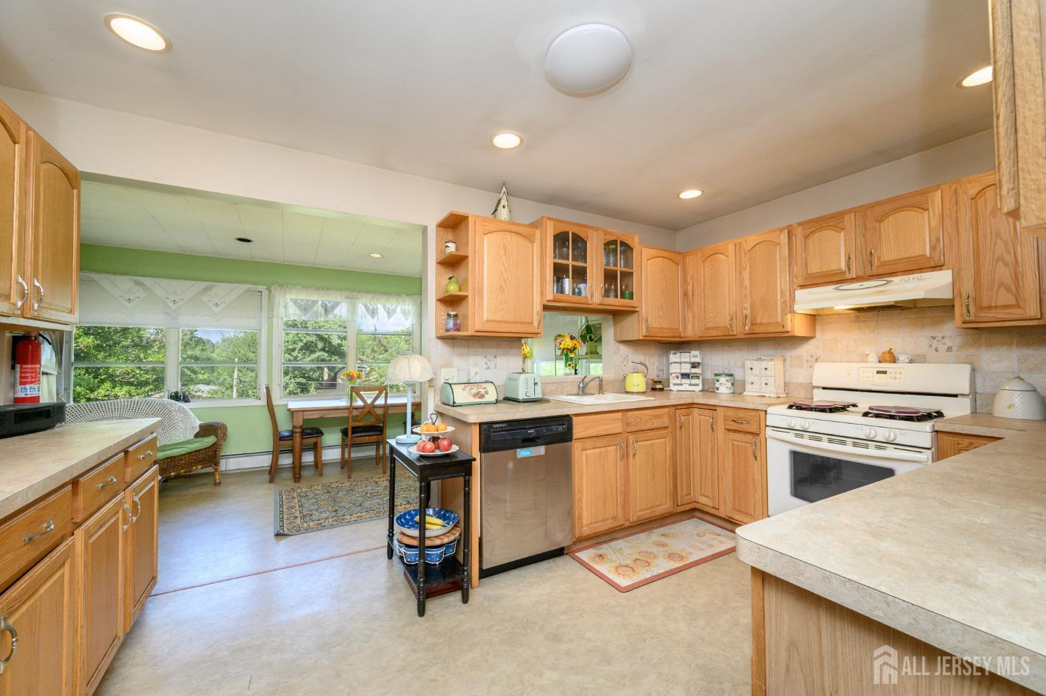15 Poplar Street, Jackson, NJ, 08527 image 11