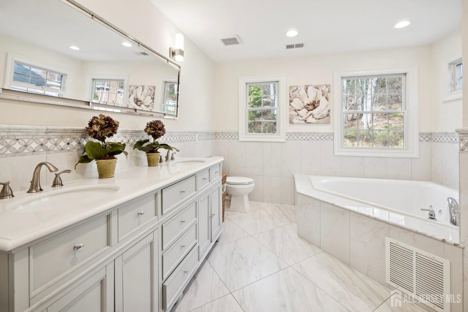 1121 N Washington Avenue 23, Green Brook, NJ, 08812 image 15