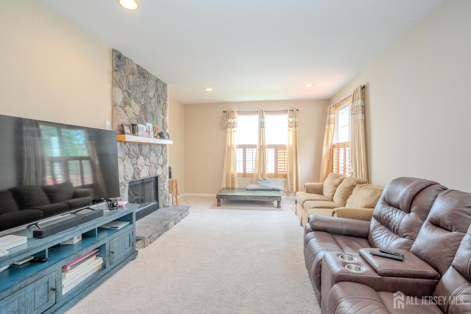 12 Muirfield Boulevard, Monroe, NJ, 08831 image 15