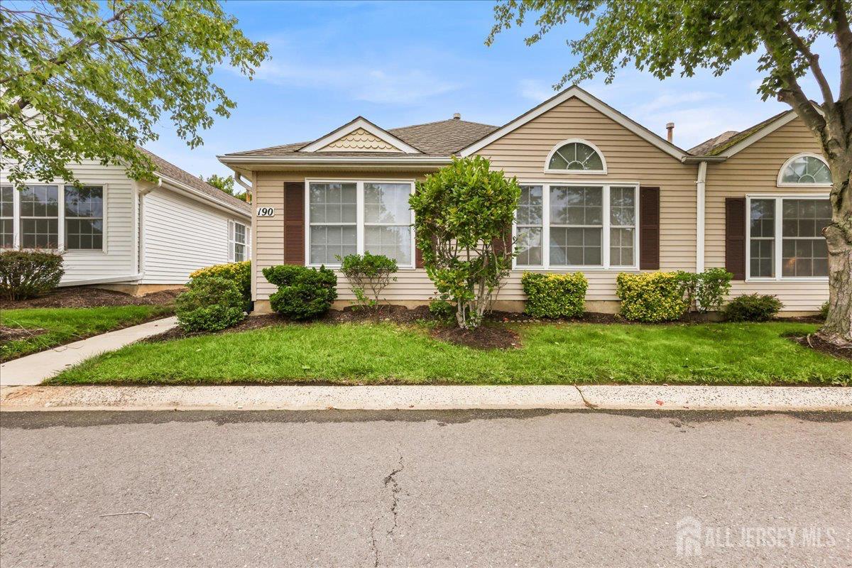 190 Tanager Drive Image 3