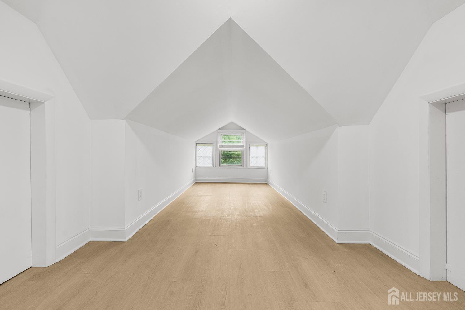 309 S 2nd Avenue, Highland Park, NJ, 08904 image 29