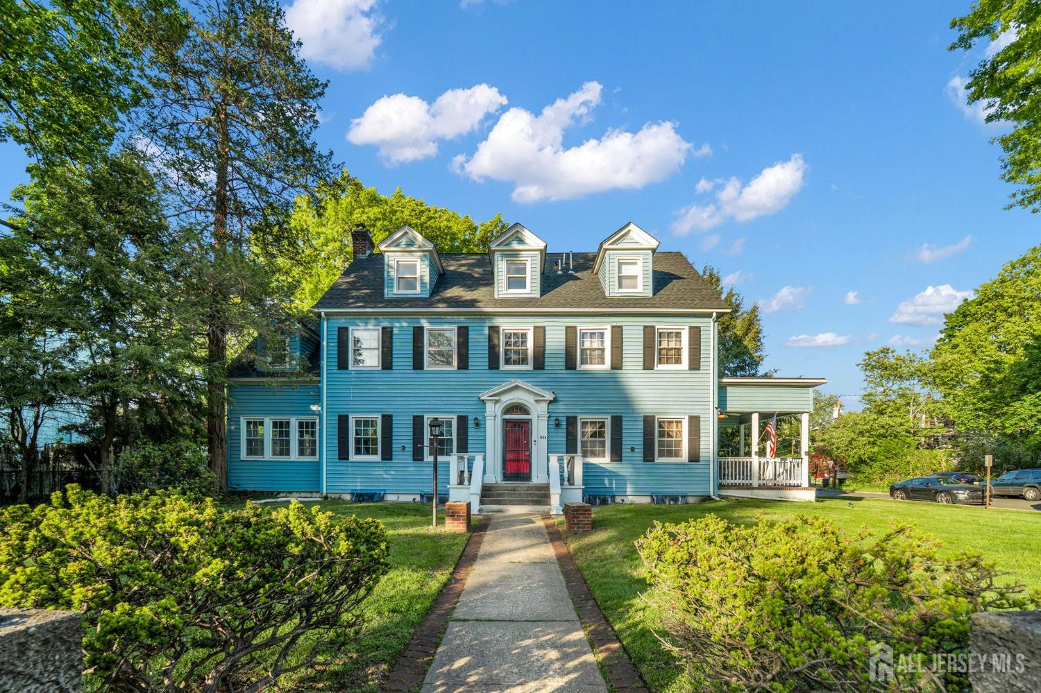 833 Salem Avenue Image 2