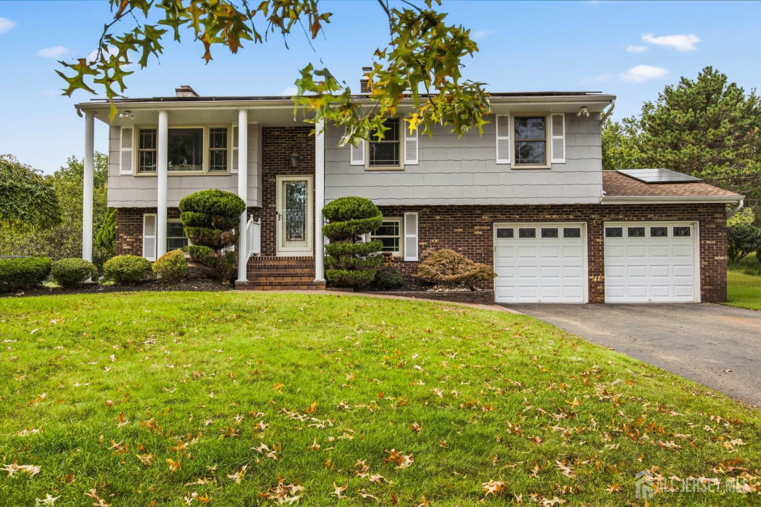 320 Grandview Avenue Image 1