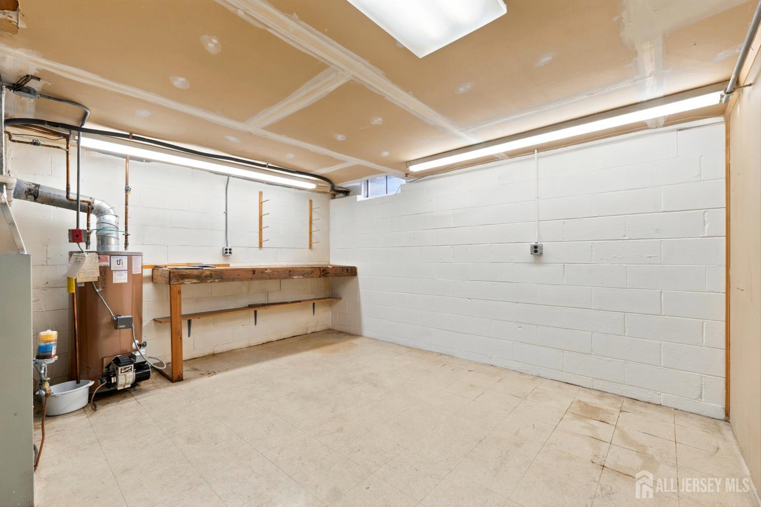 16 Irongate, Metuchen, NJ, 08840 image 40