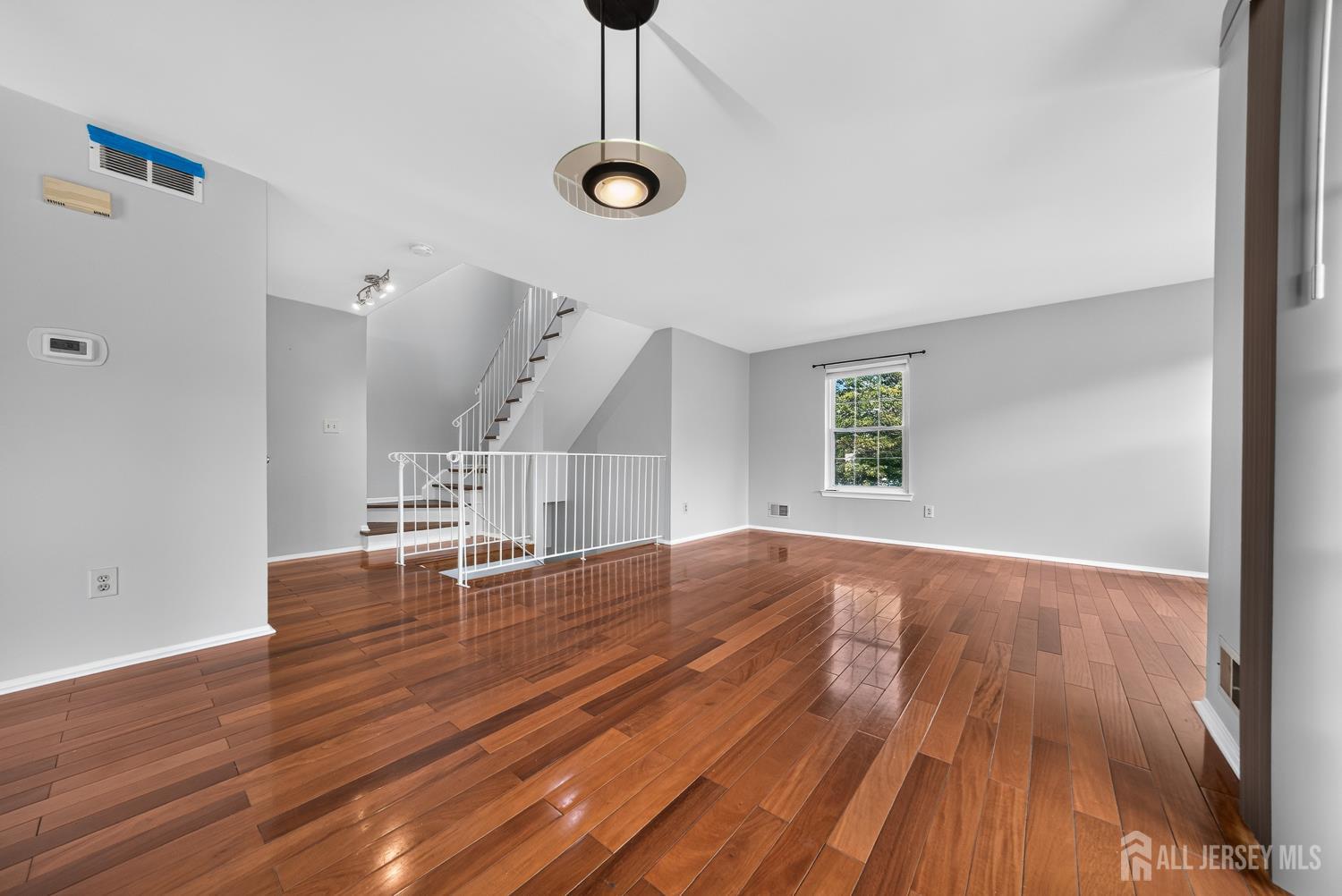 216 Copeley Way Image 5